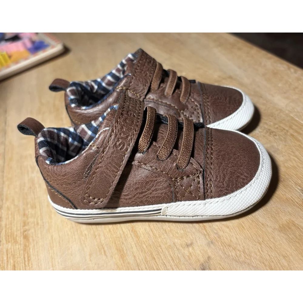 Stride Rite shoes Sneakers size 6-12 months Brown Limitless Lee First Walkers